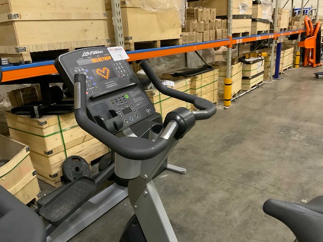 Life fitness 95ci integrity upright bike home trainer - afbeelding 4 van  6