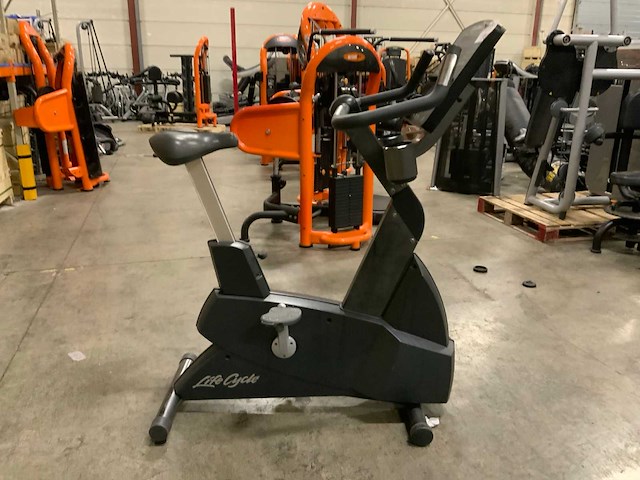Life fitness 95ci integrity upright bike home trainer - afbeelding 1 van  7