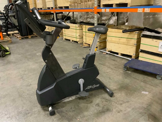 Life fitness 95ci integrity upright bike home trainer - afbeelding 4 van  7
