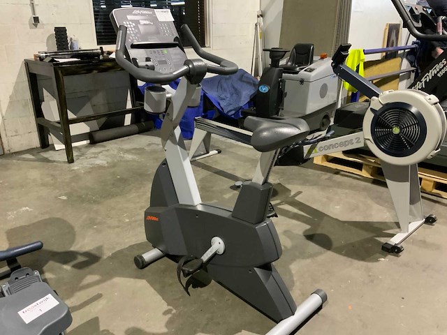 Life fitness 95ci integrity upright bike home trainer - afbeelding 4 van  4