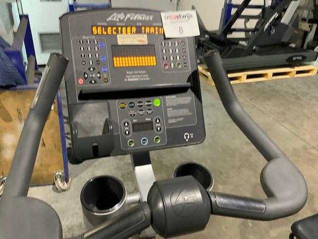Life fitness 95ci integrity upright bike home trainer - afbeelding 4 van  5