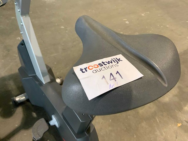 Life fitness 95ci integrity uprightbike home trainer - afbeelding 3 van  5