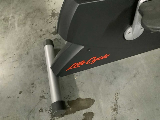 Life fitness 95ci integrity uprightbike home trainer - afbeelding 6 van  7