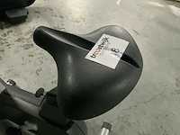 Life fitness 95ci integrity uprightbike home trainer - afbeelding 5 van  6