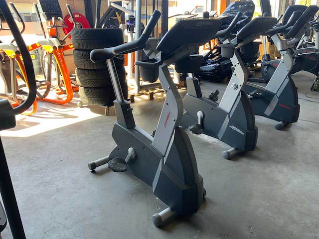Life fitness 95ci silverline uprightbike home trainer - afbeelding 5 van  5