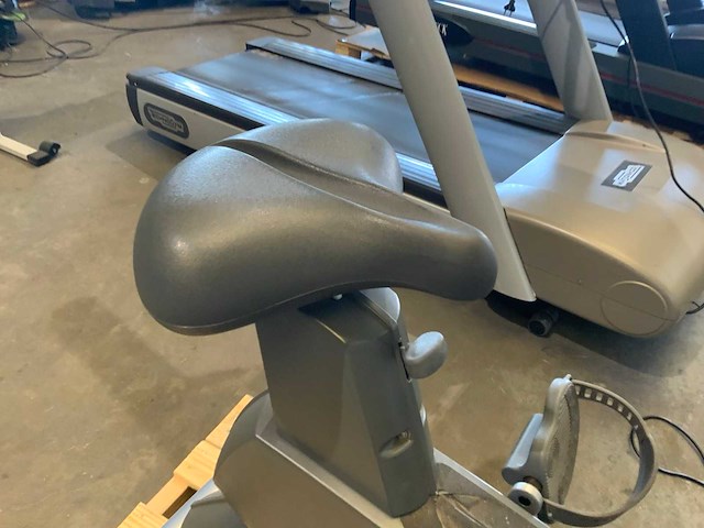 Life fitness 95ci silverline uprightbike home trainer - afbeelding 3 van  5