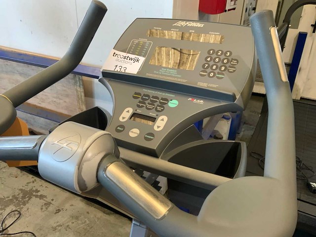 Life fitness 95ci silverline uprightbike home trainer - afbeelding 4 van  5