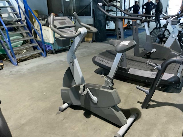 Life fitness 95ci sliverline uprightbike home trainer - afbeelding 1 van  6