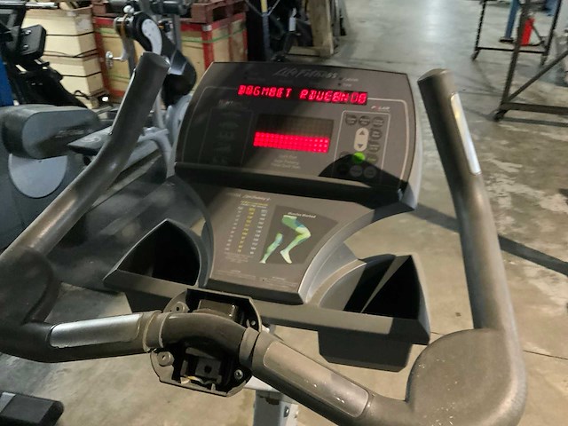 Life fitness 95ci sliverline uprightbike home trainer - afbeelding 4 van  5