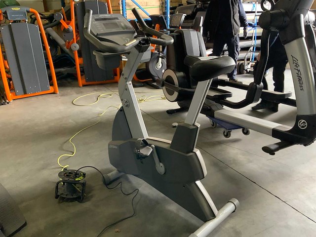 Life fitness 95ci uprightbike home trainer - afbeelding 1 van  5