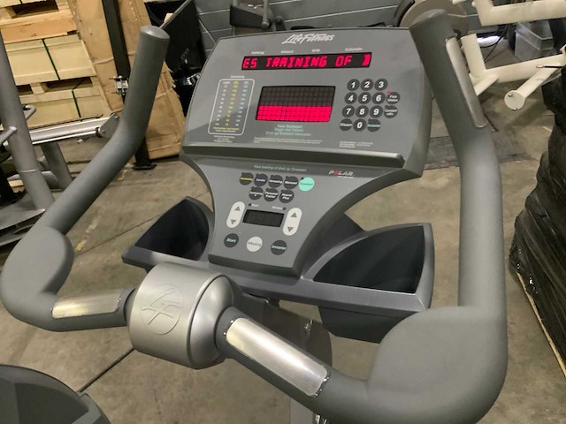 Life fitness 95ci uprightbike home trainer - afbeelding 3 van  6