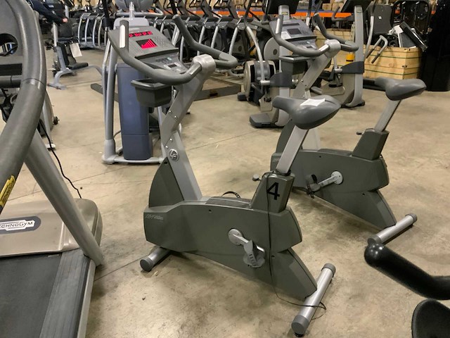 Life fitness 95ci uprightbike home trainer - afbeelding 2 van  3