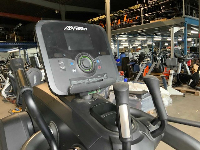 Life fitness 95f discover se flexstrider crosstrainer - afbeelding 3 van  7