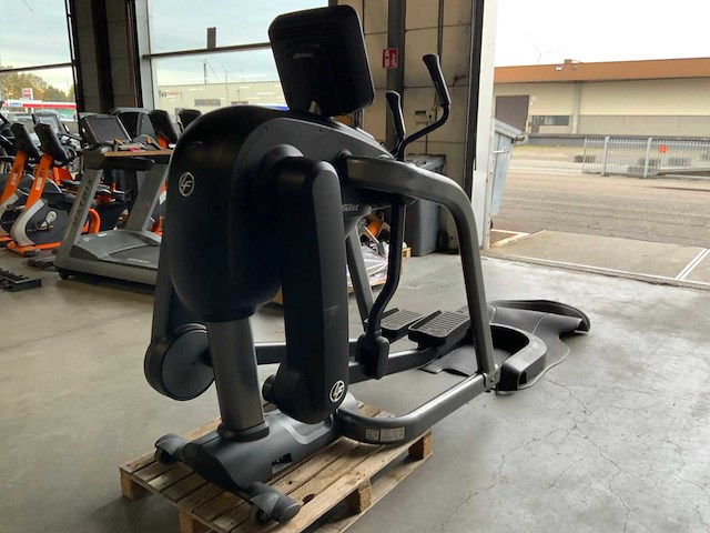 Life fitness 95f discover se flexstrider crosstrainer - afbeelding 4 van  7