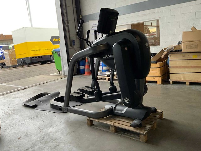 Life fitness 95f discover se flexstrider crosstrainer - afbeelding 6 van  7