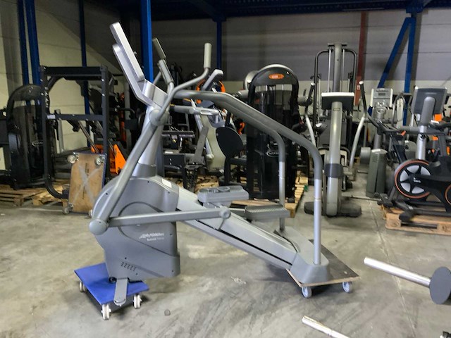 Life fitness 95li summit trainer crosstrainer - afbeelding 1 van  5
