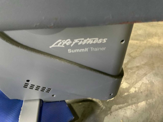 Life fitness 95li summit trainer crosstrainer - afbeelding 2 van  5
