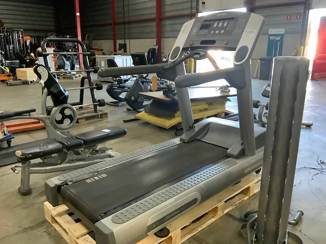 Life fitness 95ti silverline treadmill loopband - afbeelding 2 van  4