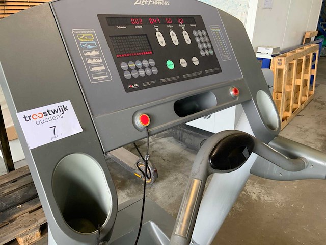 Life fitness 95ti treadmill loopband - afbeelding 2 van  3