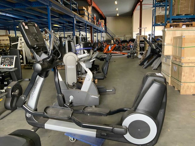 Life fitness 95x activate elliptical crosstrainer - afbeelding 1 van  5