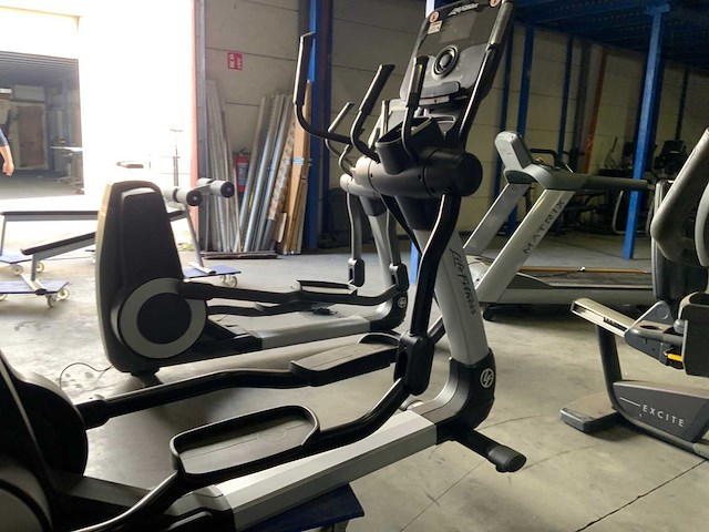 Life fitness 95x activate elliptical crosstrainer - afbeelding 3 van  5