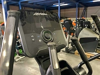 Life fitness 95x discover s elliptical crosstrainer - afbeelding 2 van  4