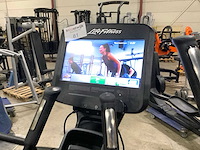 Life fitness 95x discover se2 crosstrainer loopband - afbeelding 6 van  6