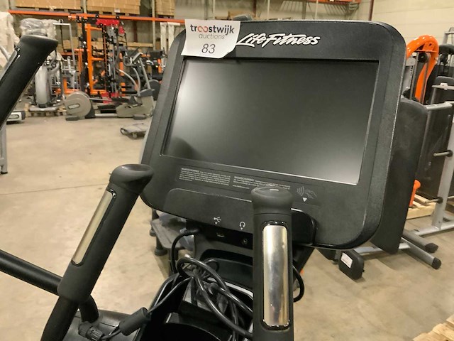 Life fitness 95x discover se2 crosstrainer loopband - afbeelding 4 van  8