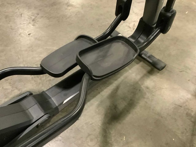 Life fitness 95x disover se 2 elliptical crosstrainer - afbeelding 4 van  5