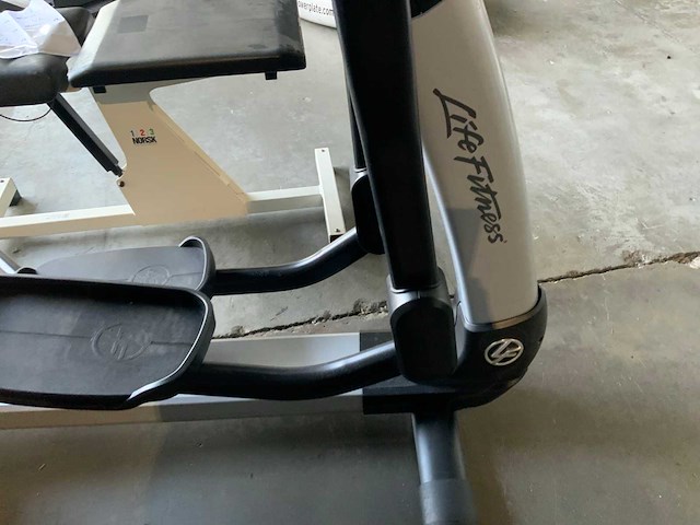 Life fitness 95x elliptical crosstrainer - afbeelding 5 van  5