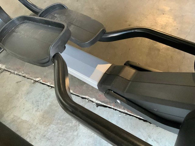 Life fitness 95x elliptical crosstrainer - afbeelding 4 van  5