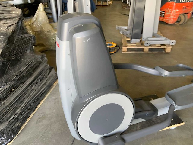 Life fitness 95x engage elliptical crosstrainer - afbeelding 2 van  6