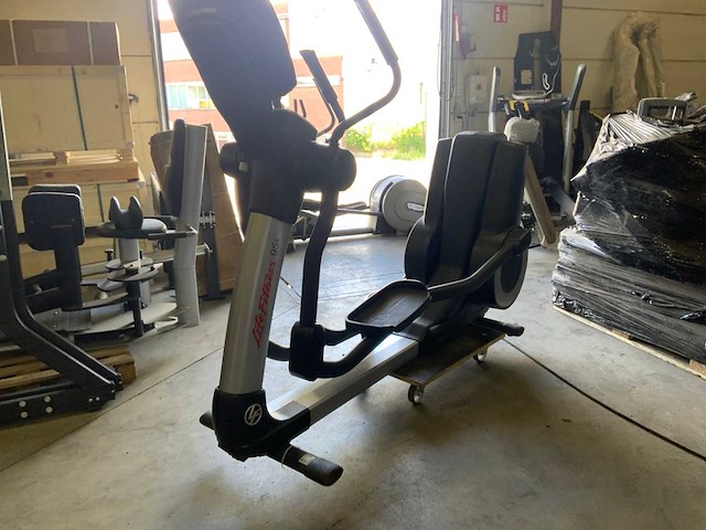 Life fitness 95x engage elliptical crosstrainer - afbeelding 6 van  6