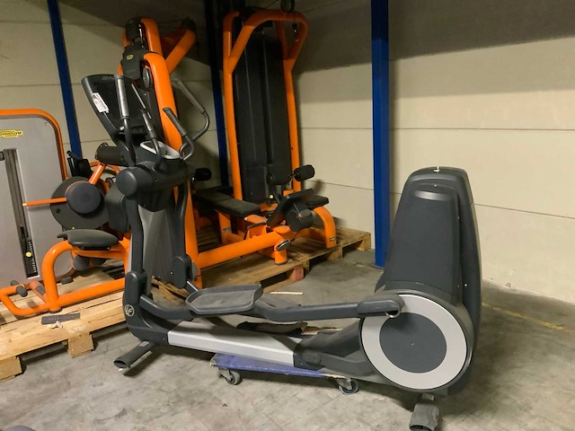 Life fitness 95x engage elliptical crosstrainer - afbeelding 1 van  7