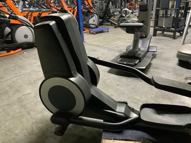 Life fitness 95x engage elliptical crosstrainer - afbeelding 5 van  7