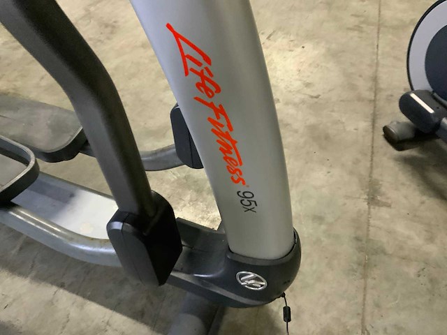 Life fitness 95x inspire elliptical crosstrainer - afbeelding 3 van  6