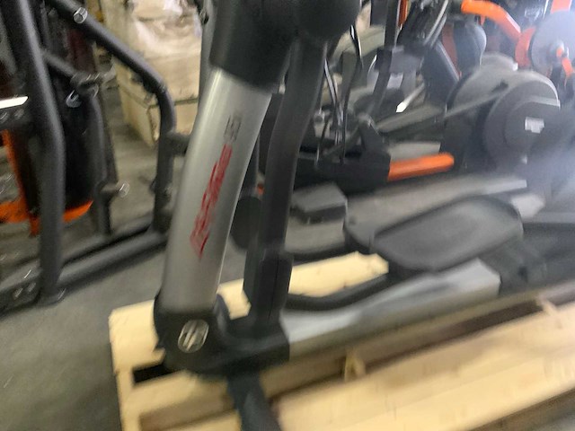 Life fitness 95x inspire elliptical crosstrainer - afbeelding 2 van  6