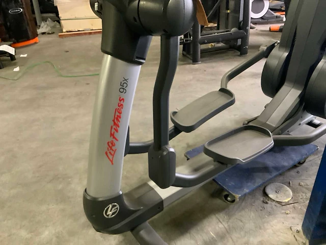 Life fitness 95x inspire elliptical crosstrainer - afbeelding 4 van  4