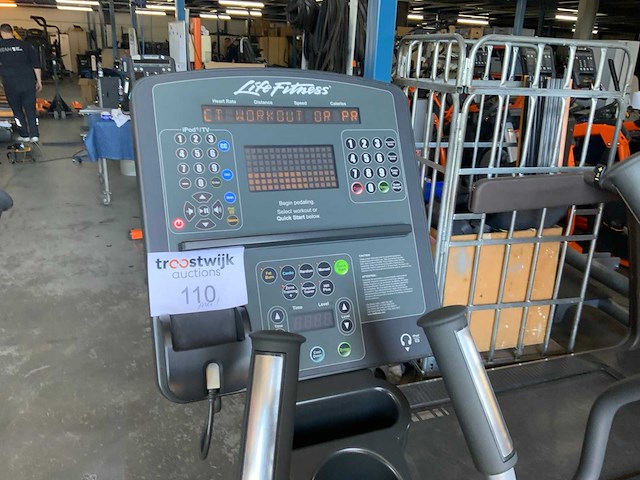Life fitness 95x integrity elliptical crosstrainer - afbeelding 3 van  5
