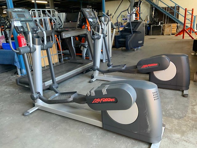 Life fitness 95x integrity elliptical crosstrainer - afbeelding 1 van  5