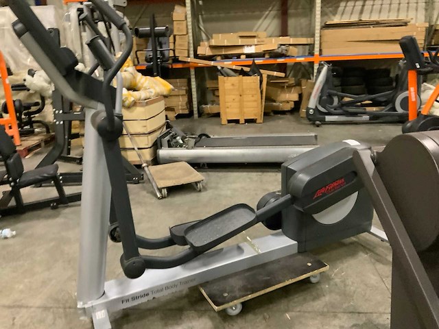 Life fitness 95x my personal trainer elliptical crosstrainer - afbeelding 4 van  5