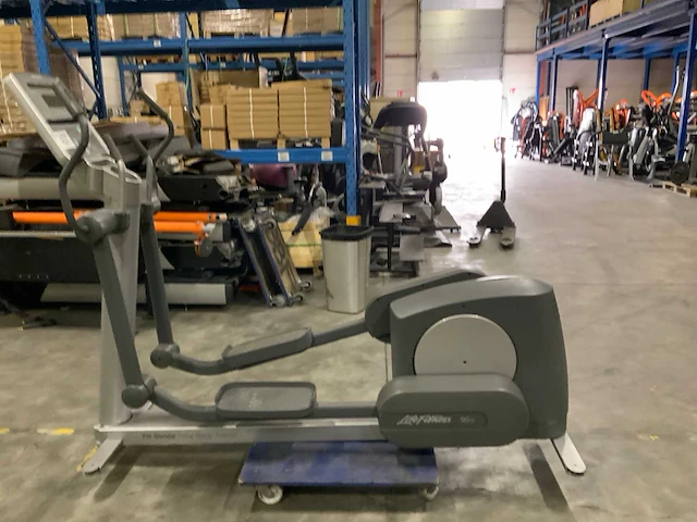 Life fitness 95xi elliptical crosstrainer - afbeelding 1 van  4