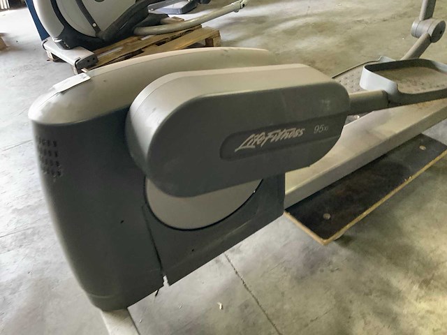 Life fitness 95xi silverline elliptical crosstrainer - afbeelding 2 van  7