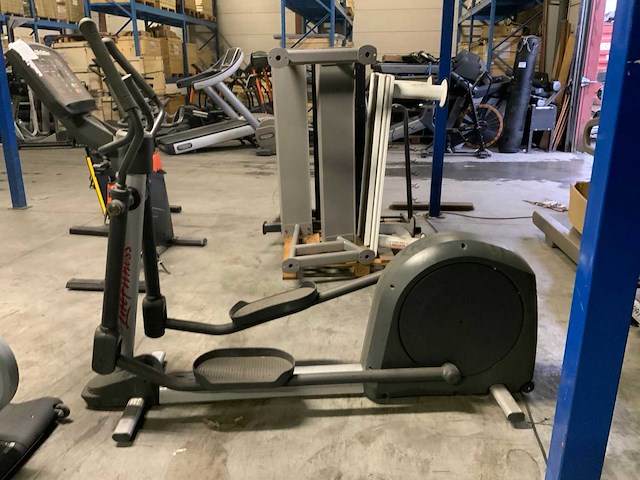 Life fitness activate elliptical crosstrainer - afbeelding 1 van  5