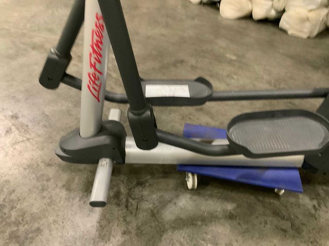 Life fitness active elliptical crosstrainer - afbeelding 4 van  5