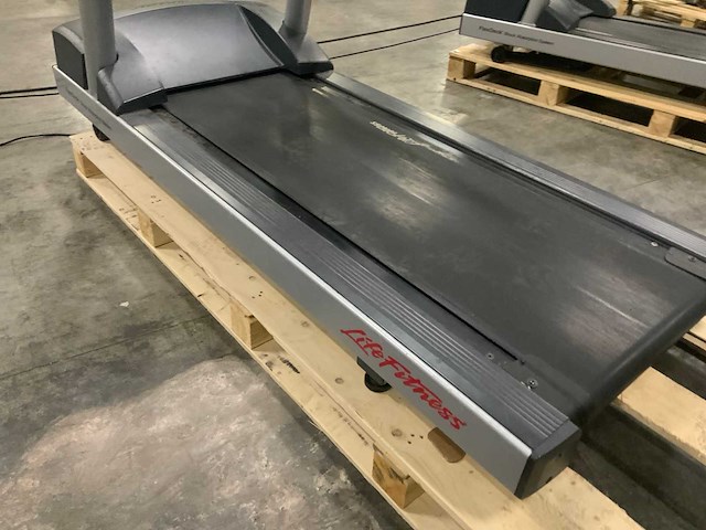 Life fitness active treadmill loopband - afbeelding 2 van  5