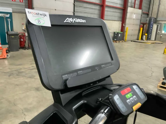 Life fitness discover se 3 treadmill loopband - afbeelding 4 van  6