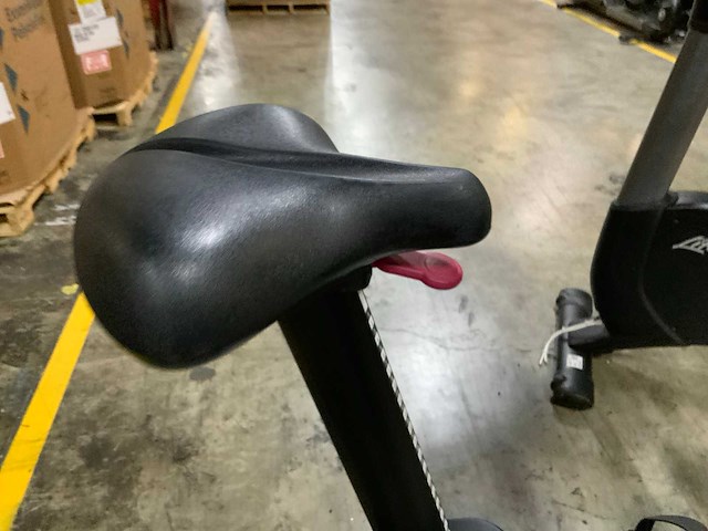 Life fitness discover se hd3 uprightbike home trainer - afbeelding 4 van  5