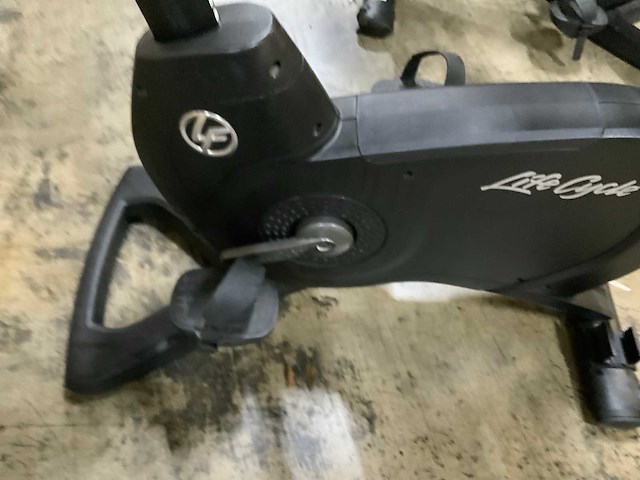 Life fitness discover se hd3 uprightbike home trainer - afbeelding 3 van  5