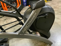 Life fitness discover se3 hd arc trainer crosstrainer - afbeelding 2 van  5